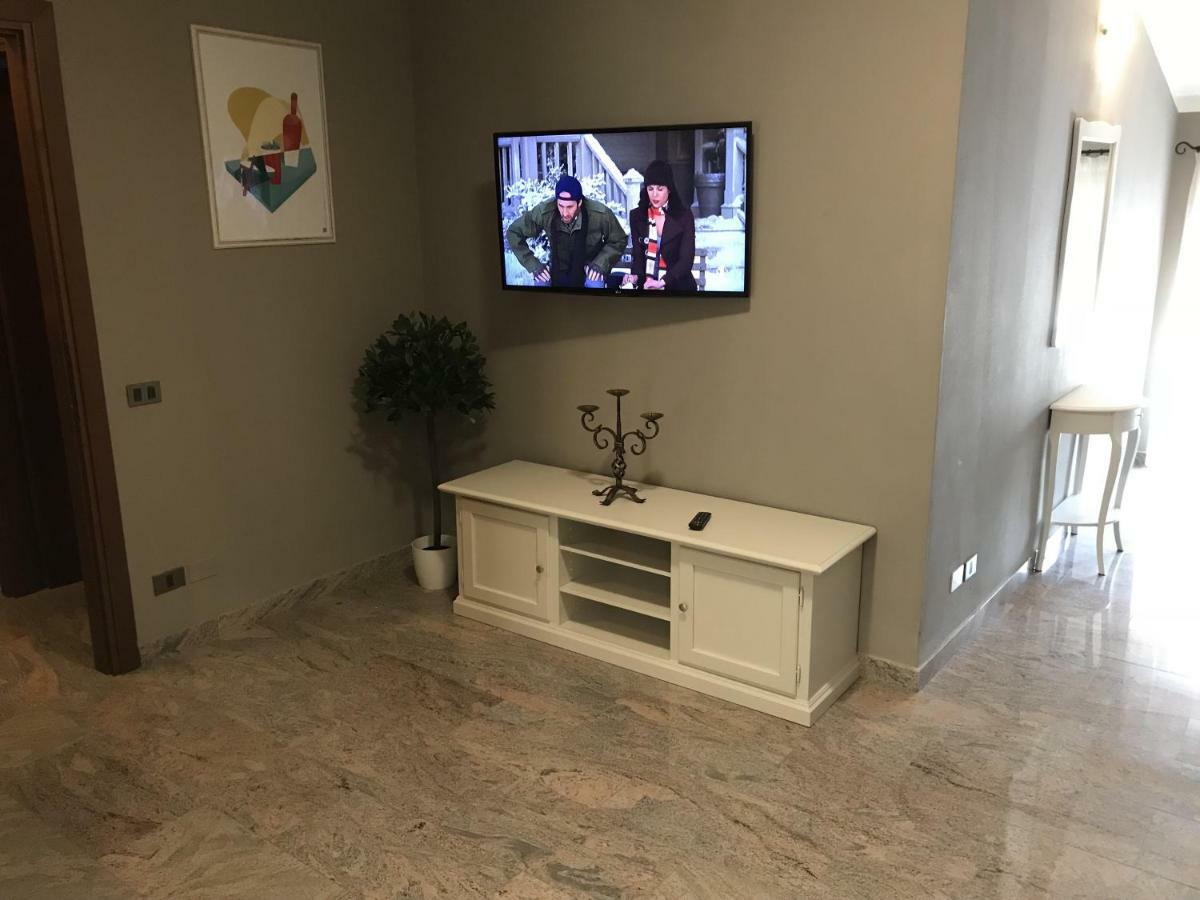 Anfite Apartments Castelletto Песк'єра-дель-Гарда Екстер'єр фото